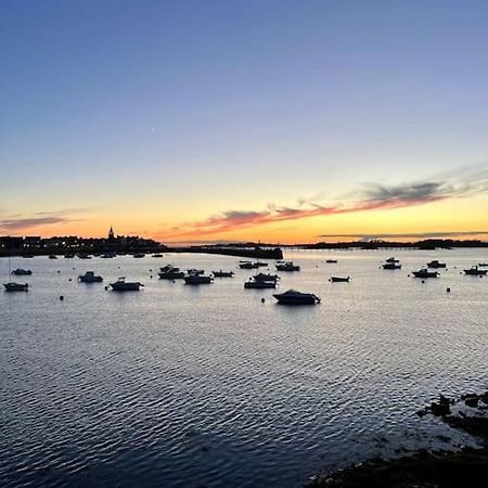 Bel Appartement De Bord De Mer Avec Veranda Roscoff Eksteriør billede